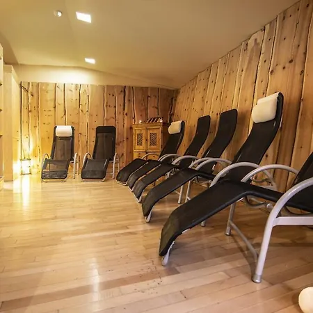 Dolomiti Con Wellness Cavalese